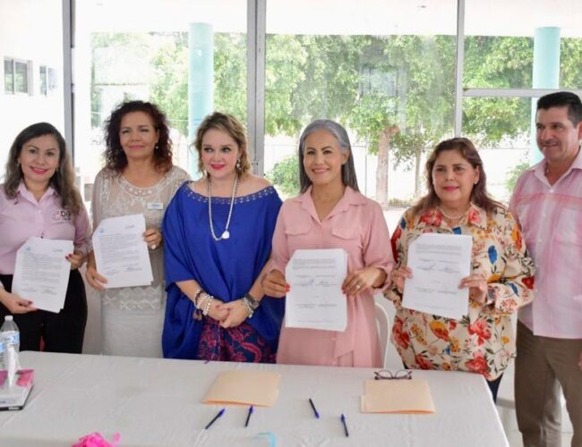 En este importante acontecimiento, el alcalde Armando Camacho Aguilar, su esposa, Lupita López, fueron acompañados por la presidenta del Sistema DIF Sinaloa, Eneyda Rocha Ruíz.