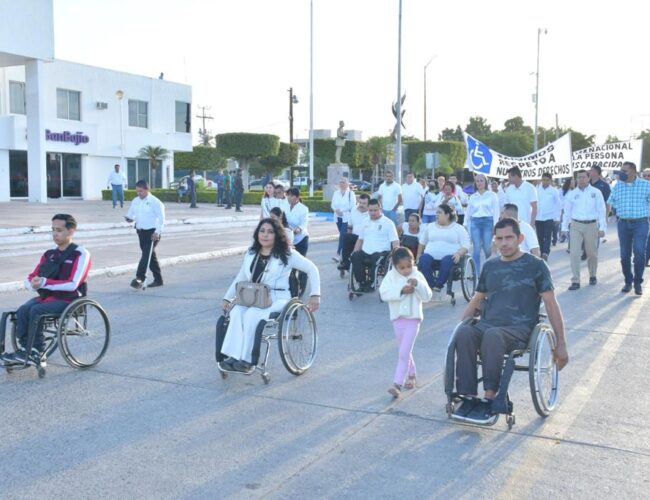 Con una gran marcha, DIF Salvador Alvarado conmemora el Día Internacional de las Personas con Discapacidad