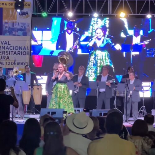 Con “Canto, Banda y Corazón”, Oralia Castro y la Banda Regional “Granito de Oro” cierran el segundo día de actividades del FIUC 2024