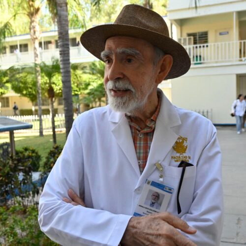 El doctor Guillermo Moraila Moya, un ejemplo de los docentes de alta calidad que tiene la Universidad Autónoma de Sinaloa